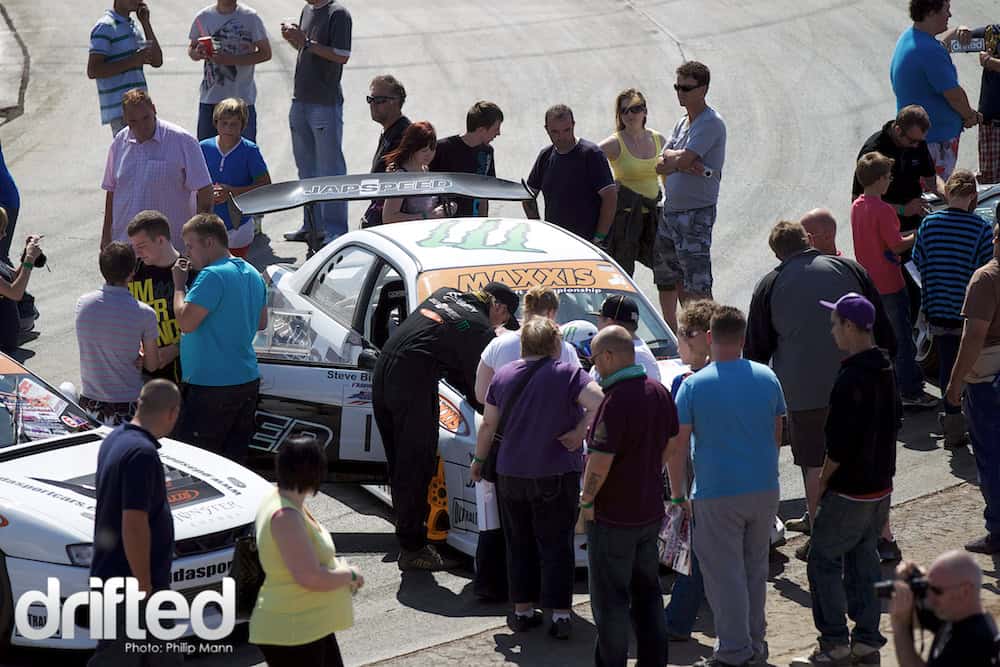 Baggsy and his fans at BDC Norfolk