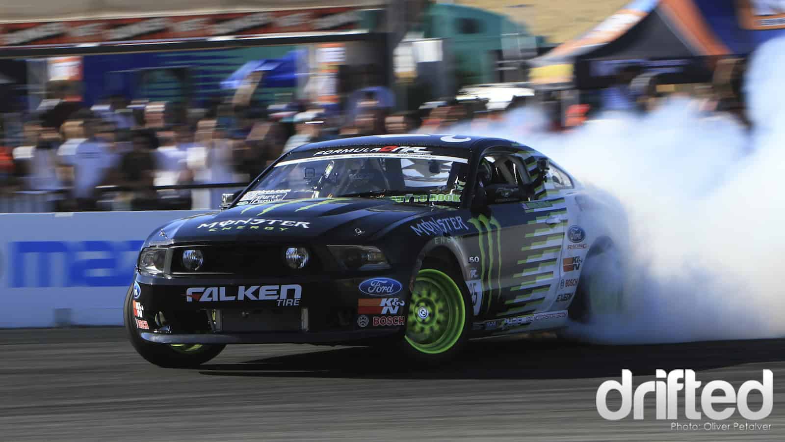 Mustang Drifting