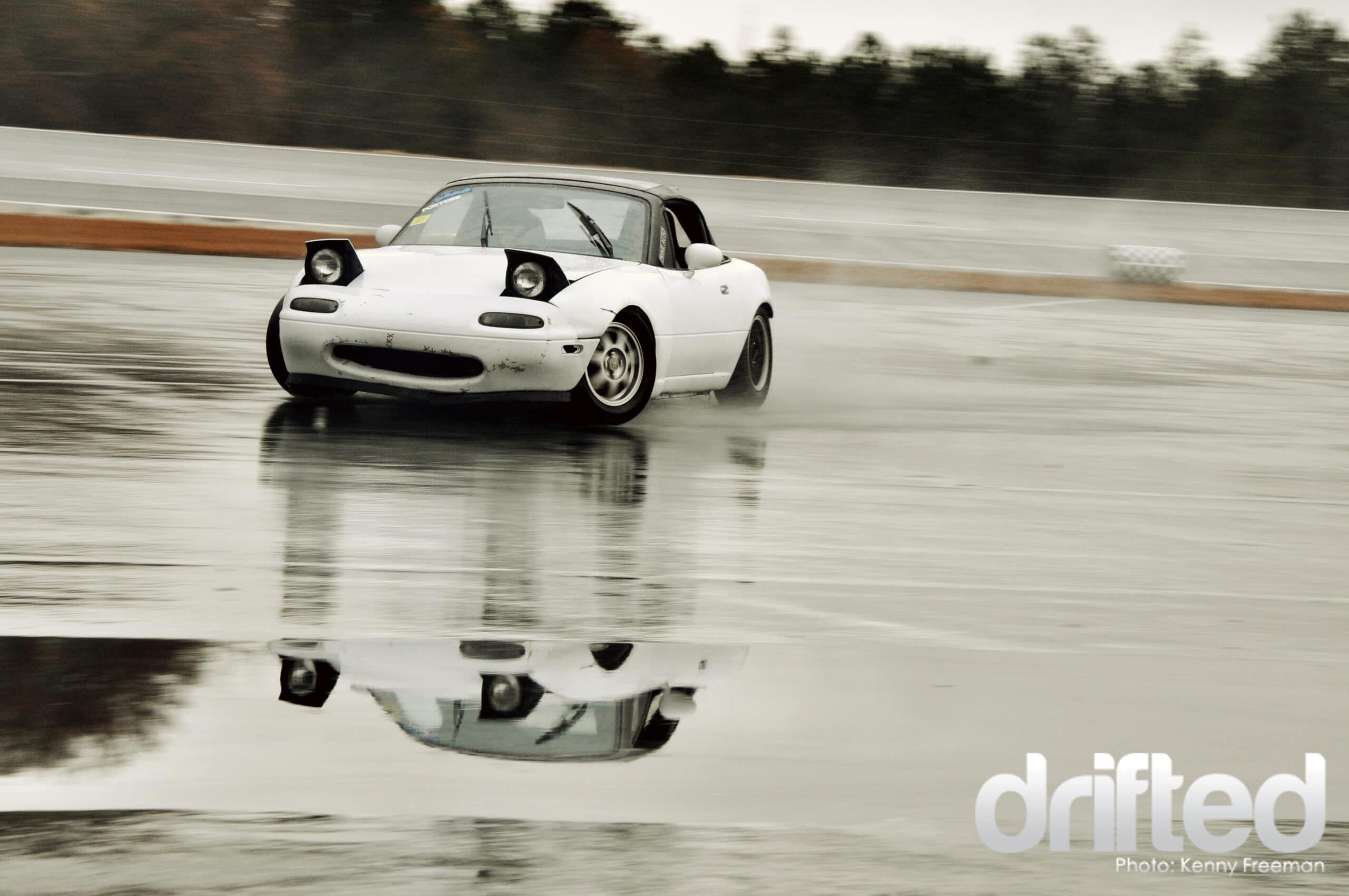 GRASSROOTS: Drifting Kept Fun - Image 17