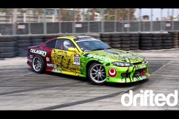 DRIFTSTREAM: Formula Drift 2011 Round 1, The Streets of Long Beach - Image 1