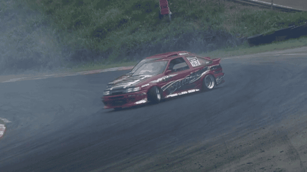 VIDEO: Keeping The Faith At Maze - Image 4