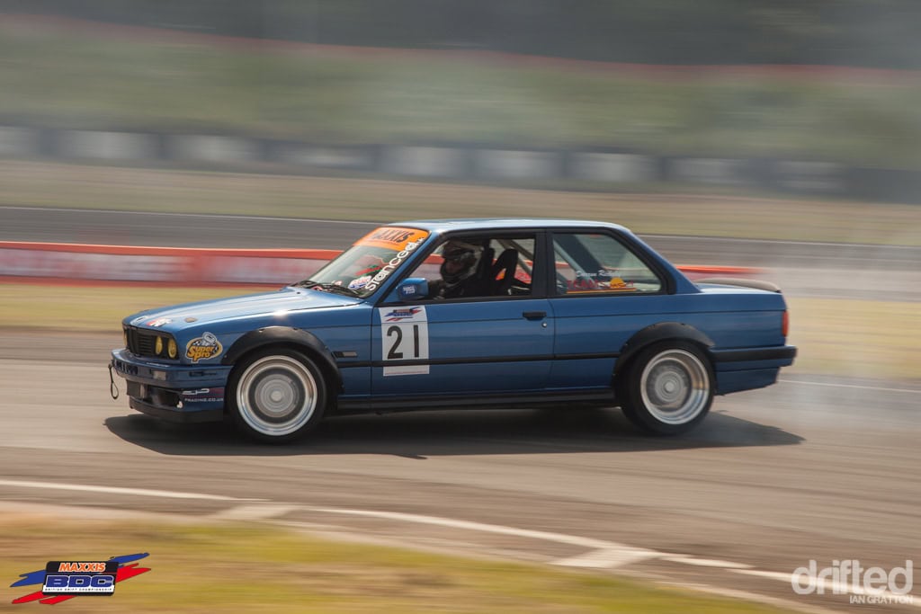 EVENT: The Scorcher: 2013 Maxxis British Drift Championship Round Three - Image 20130705-bdc-round3-teesside-iang-quali-drop1-9