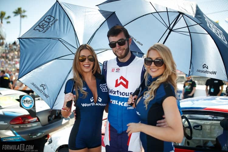EVENT: Formula DRIFT Round 1 - Long Beach Street Course - Image formula-drift-round-1-2017-james-dean