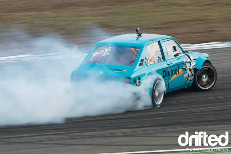 bmw 2002 drift rear