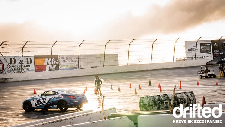 The Drift League - Irwindale 2019 - Image 350z spinning out