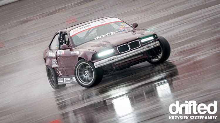 The Drift League - Irwindale 2019 - Image e36 sedan drifting