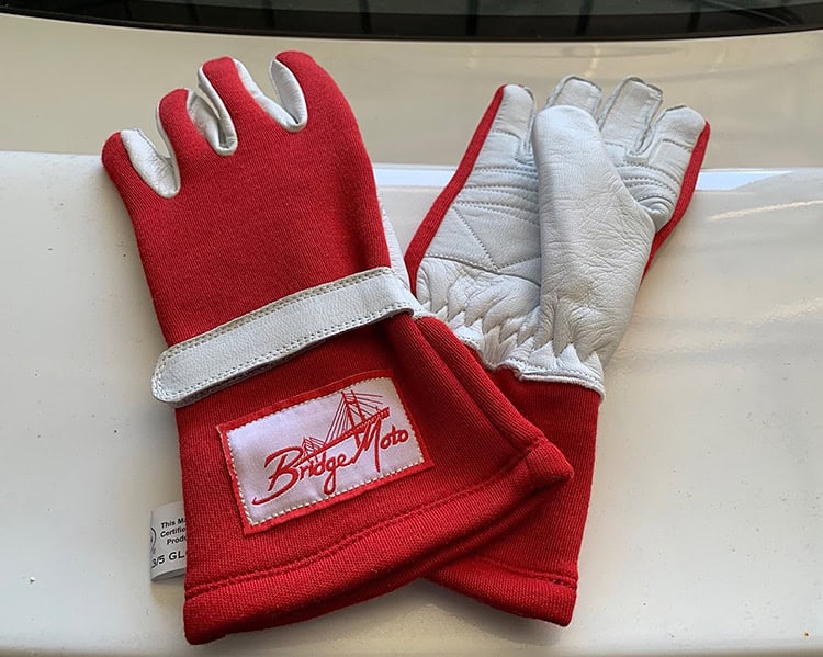 Ultimate Racing Gloves Guide - Image bridgemoto super taikyu racing gloves