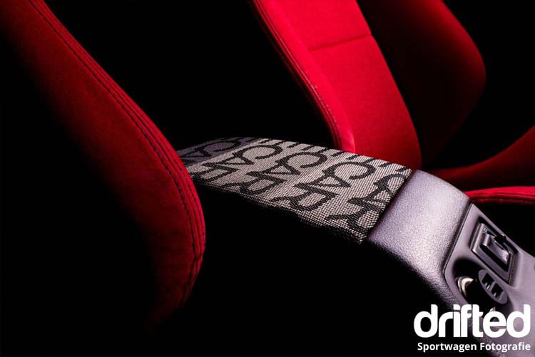 Ultimate S2000 Seats Guide - Image recaro armest closeup