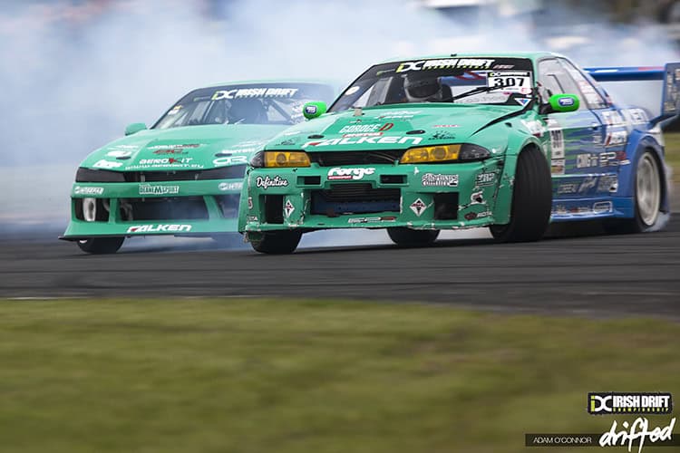 Why Is The Nissan Skyline Illegal In The United States? - Image r32 skyline battles nissan silvia s14