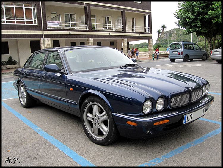 Ultimate Sleeper Cars Guide - Image jaguar xjr