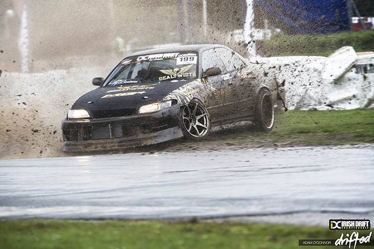 Snap Oversteer - What Exactly Is It? - Image toyota jzx90 chaser crash mud