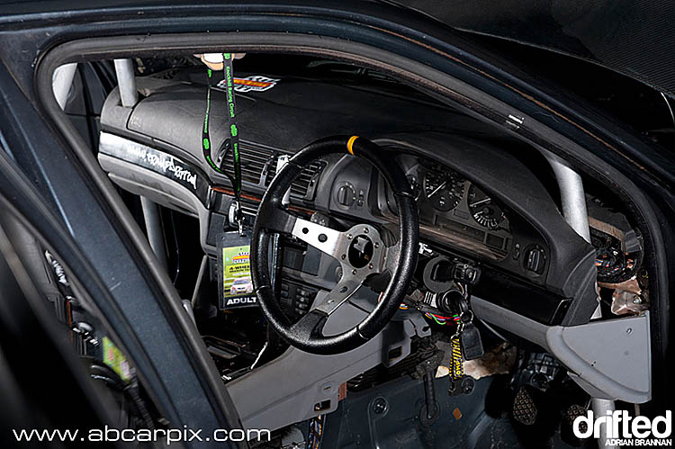 Ultimate Turbo Timer Guide - Image black interior racing wheel