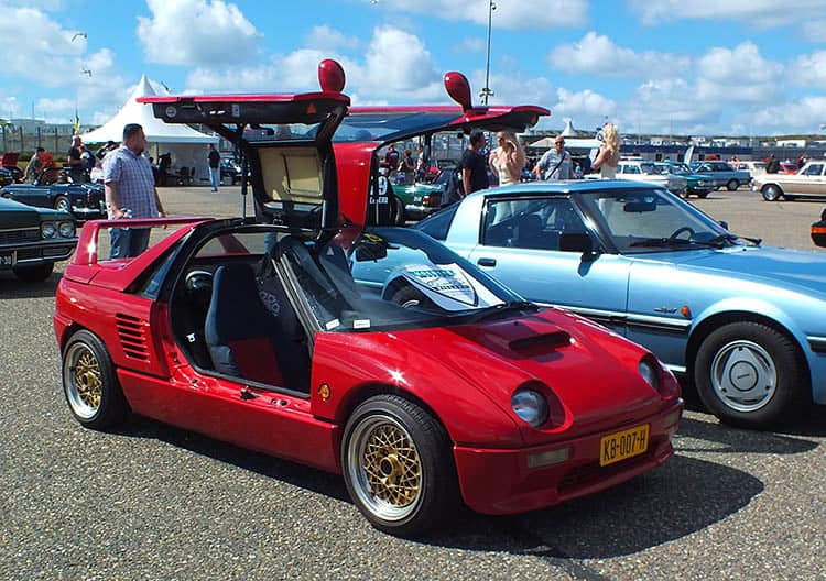 Kei Cars - Everything You Need To Know - Image autozam az1 gullwing doors