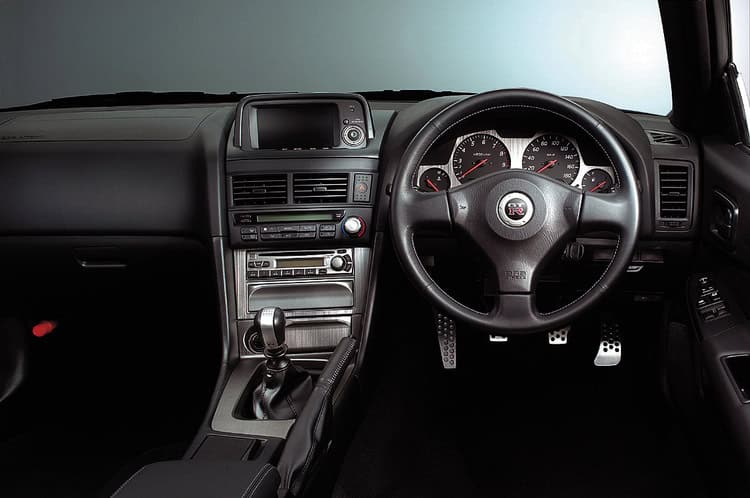 GTR R34 - A True JDM legend - Image interior gtr r34
