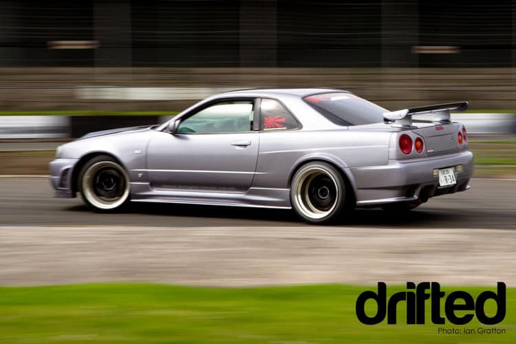 GTR R34 - A True JDM legend - Image skyline gtr r34