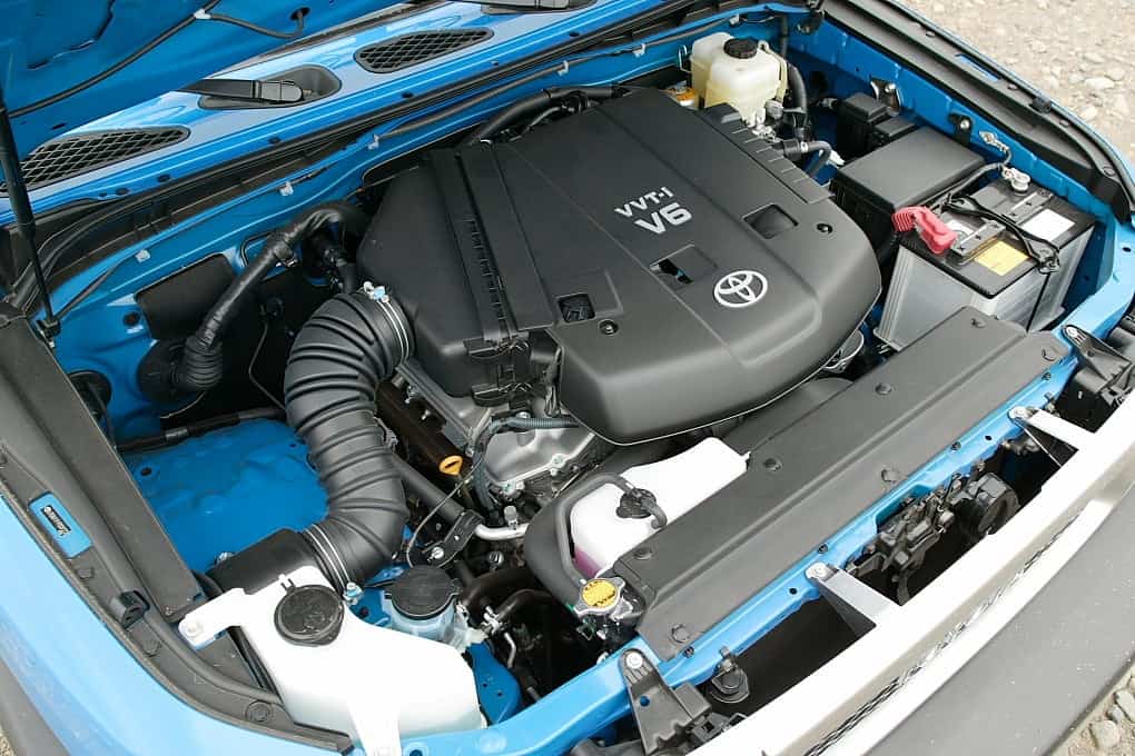 Toyota 1GR-FE Guide – Everything You Need To Know - Image 1gr-fe engine bay