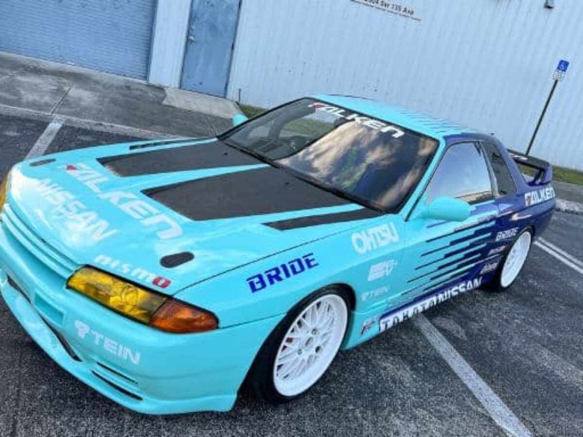 白入　FALKEN SKYLINE Spotlight: Street-Legal Falken Group A GT-R - DRIFTED