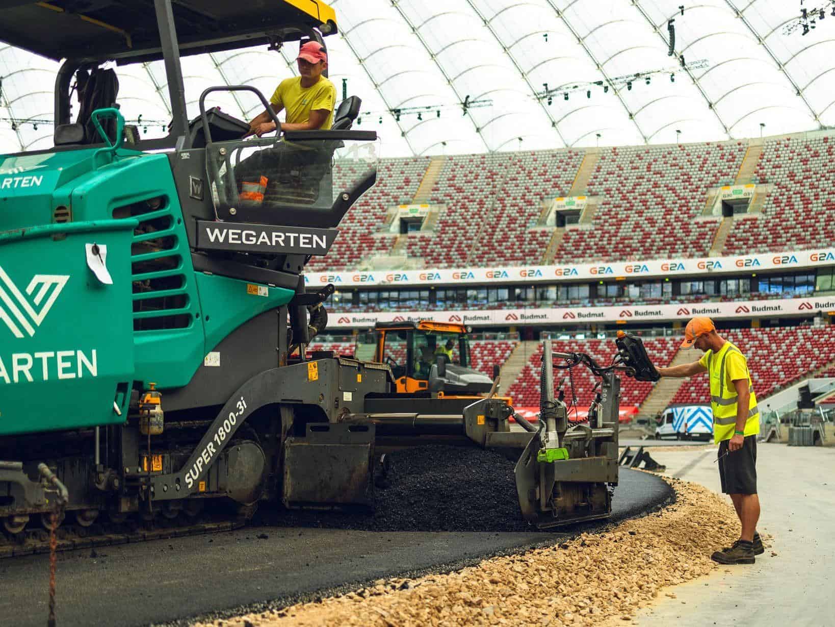finishing-touches-custom-track-2024-drift-masters-final-warsaw-poland-preview-livestream finishing touches custom track 2024 drift masters final warsaw poland preview livestream
