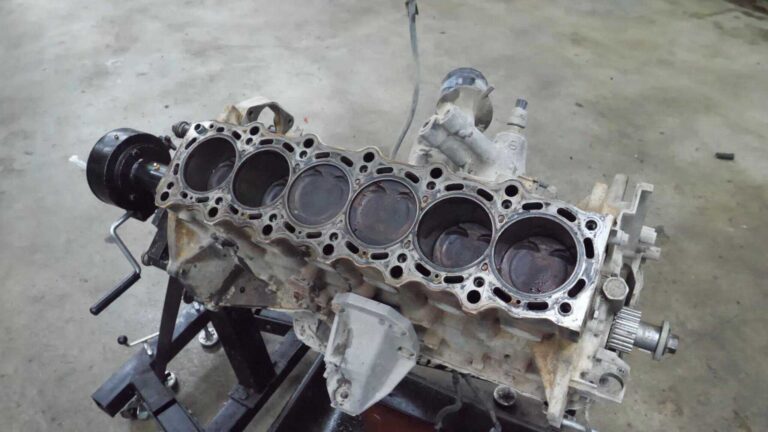 You Won't Believe How This 2JZ Looks After More Than 400,000 Miles - Image 7