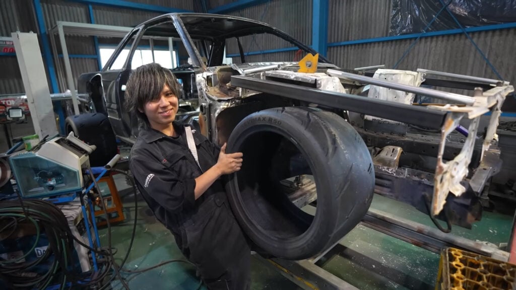 This Crazy Skyline Graveyard Has More R31s Than You Knew Existed - Image This Crazy Skyline Graveyard Has More R31s Than You Knew Existed - Image 23