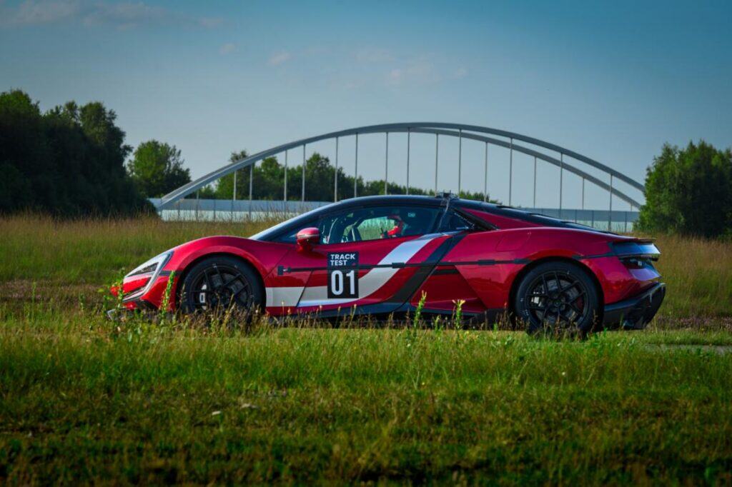 This 2,958 bhp EV Set A 293 mph Record, But Its Hilarious Name Is What Everyone's Talking About - Image This 2,958 bhp EV Set A 293 mph Record, But Its Hilarious Name Is What Everyone's Talking About - Image 4
