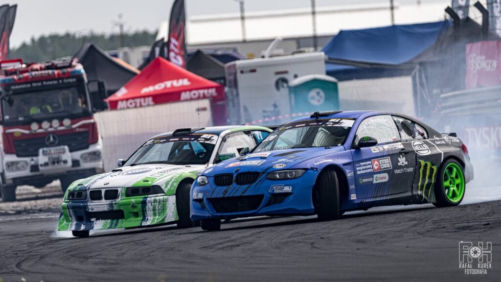 Pro Drifter To Compete In The Drift Masters Stadium Final Using His Feet - Image Pro Drifter To Compete In The Drift Masters Stadium Final Using His Feet - Image 9